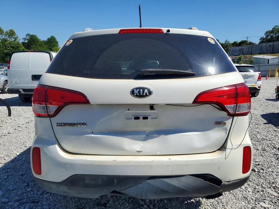 Photo 6 from auction – 2015 KIA SORENTO with VIN 5XYKT4A73FG587560