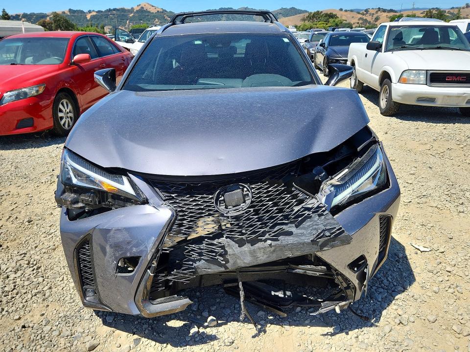 Photo 5 from auction – 2021 LEXUS UX with VIN JTHE9JBH8M2053624