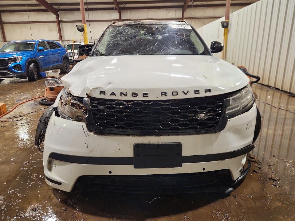 Photo 5 from auction – 2019 LAND ROVER RANGE ROVER VELAR with VIN SALYB2EN9KA210079