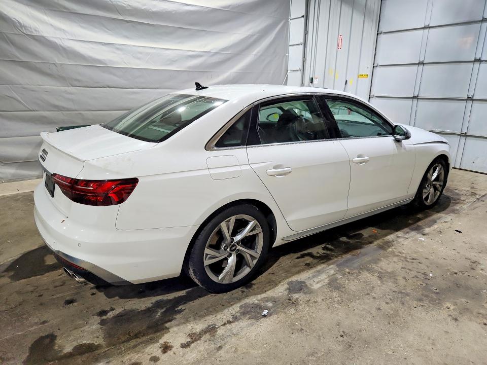 Photo 3 from auction – 2022 AUDI S4 with VIN WAUB4AF47NA035923