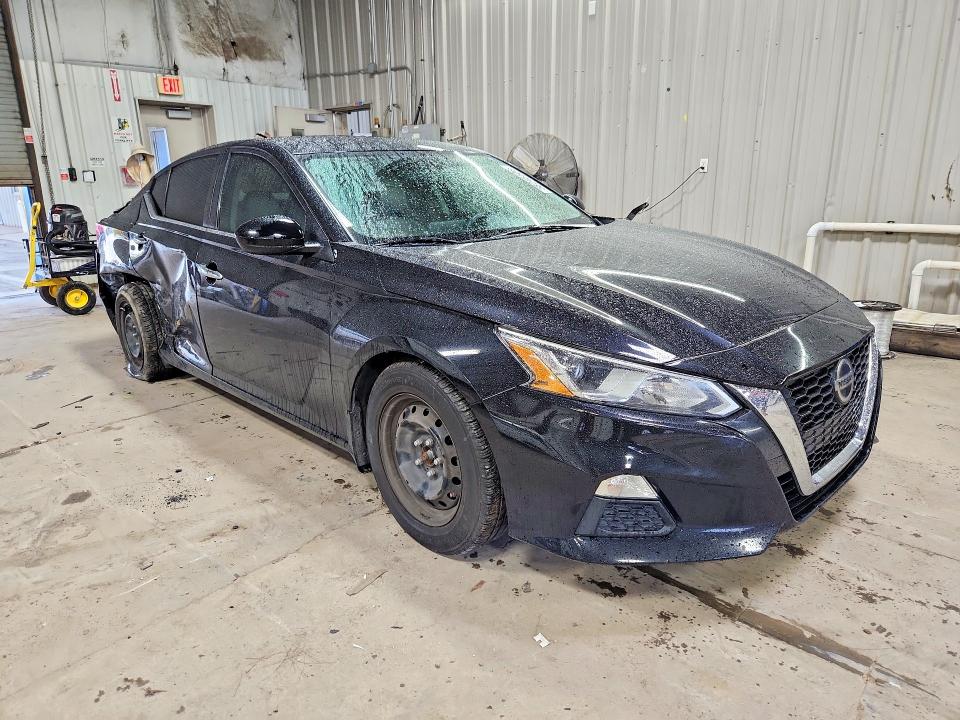 Photo 4 from auction – 2020 NISSAN ALTIMA with VIN 1N4BL4BV1LC113657