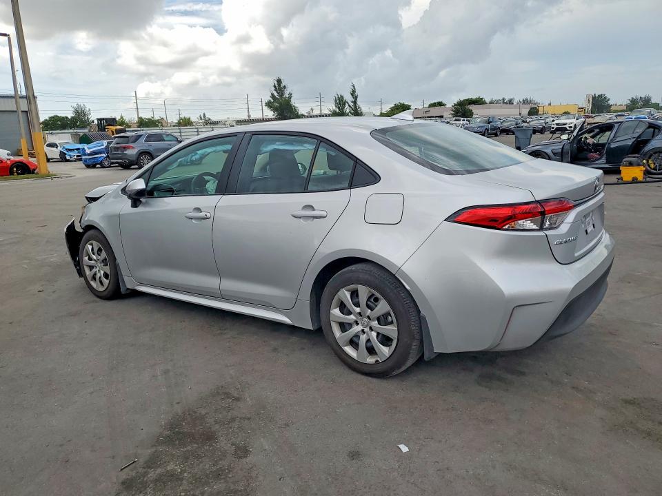 Photo 2 from auction – 2026 TOYOTA COROLLA with VIN 5YFB4MDE6TP383771