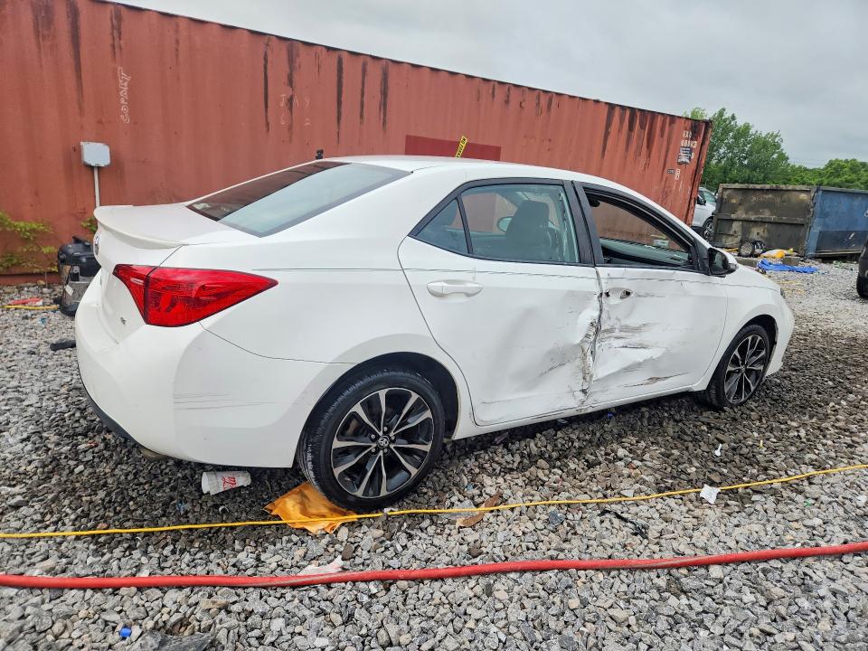 Photo 3 from auction – 2018 TOYOTA COROLLA with VIN 2T1BURHE5JC981323