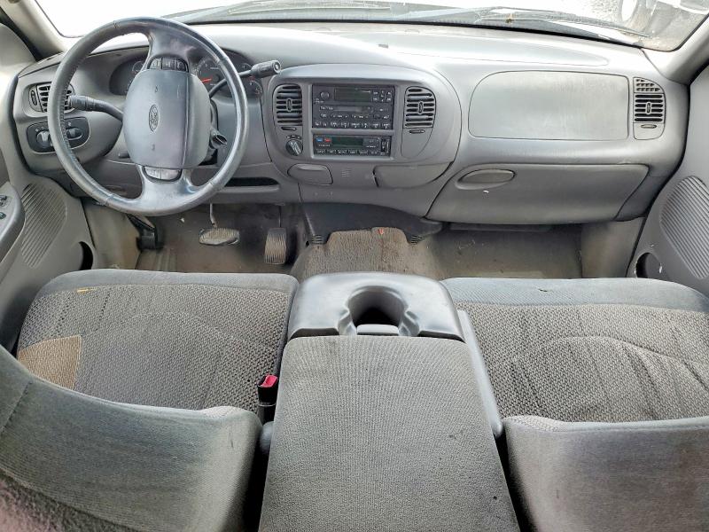 Photo 8 from auction – 2002 FORD F150 with VIN 1FTRW08L62KC68854