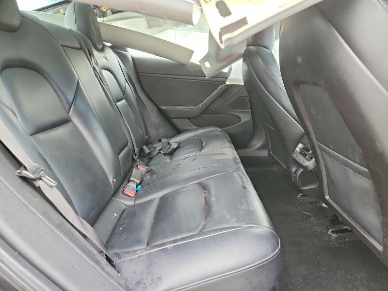 Photo 10 from auction – 2018 TESLA MODEL 3 with VIN 5YJ3E1EB3JF181354