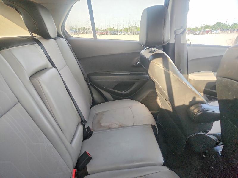 Photo 11 from auction – 2019 CHEVROLET TRAX with VIN 3GNCJLSB7KL205533