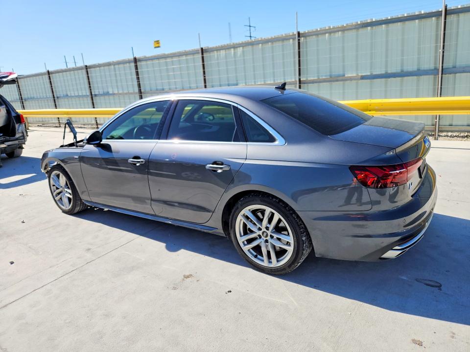 Фото 2 с аукциона – 2023 AUDI A4 с VIN WAUEAAF47PN008030