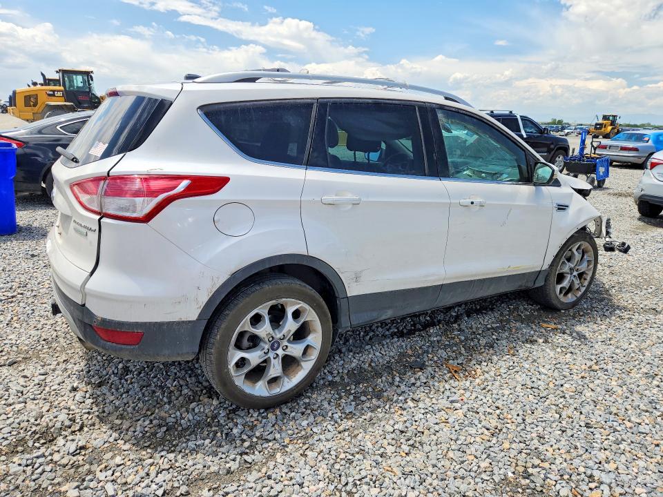 Photo 3 from auction – 2013 FORD ESCAPE with VIN 1FMCU0J93DUD38159