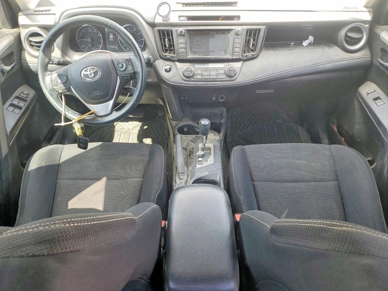 Photo 8 from auction – 2016 TOYOTA RAV4 with VIN 2T3RFREV8GW410971