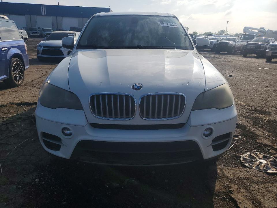 Photo 5 from auction – 2011 BMW X5 with VIN 5UXZV8C50BL419304