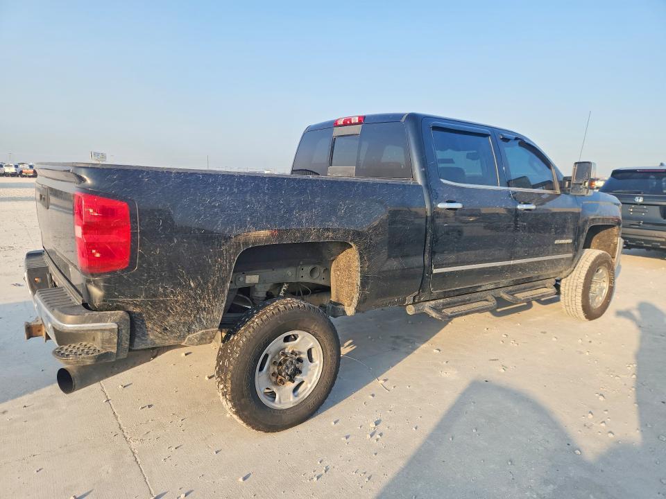 Photo 3 from auction – 2019 CHEVROLET SILVERADO with VIN 1GC1KTEY4KF234639