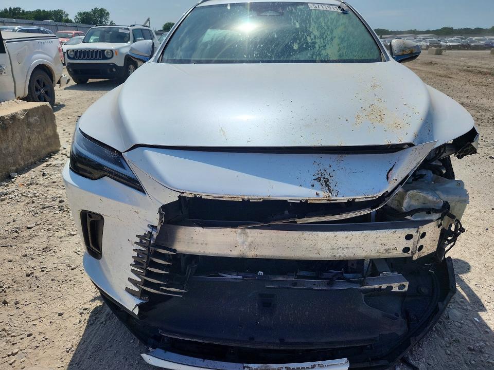 Photo 5 from auction – 2023 LEXUS RX 350 with VIN 2T2BAMCA9PC025430