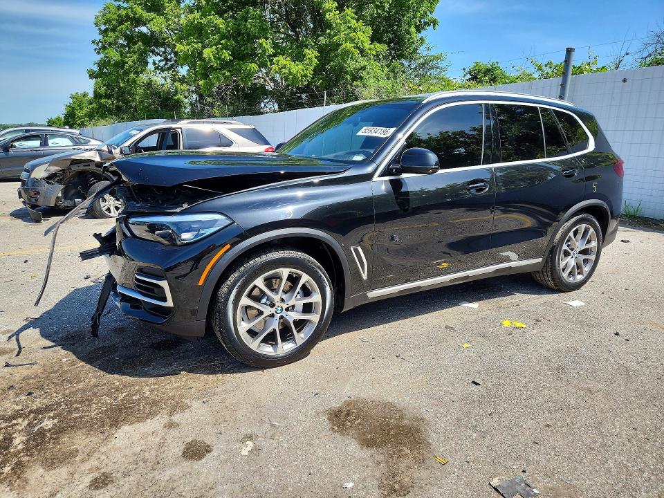 BMW X5 2022 with VIN 5UXCR6C05N9L23561 - Photo from auction