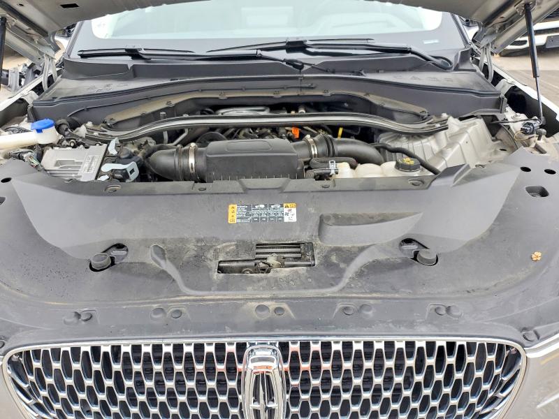 Photo 12 from auction – 2023 LINCOLN AVIATOR with VIN 5LM5J7XC9PGL29012