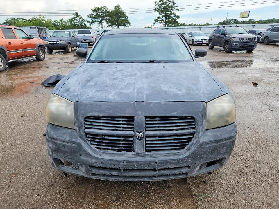 Photo 5 from auction – 2005 DODGE MAGNUM with VIN 2D4FV48V05H159075