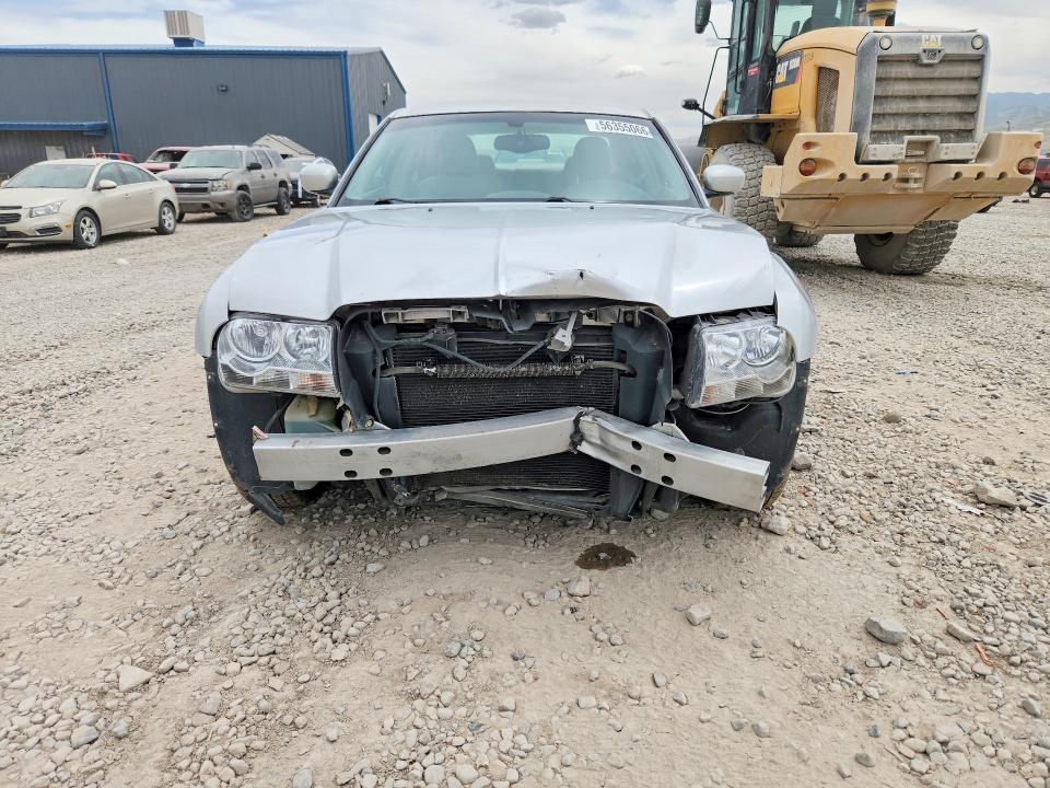 Photo 5 from auction – 2005 CHRYSLER 300 with VIN 2C3JA53G55H691704