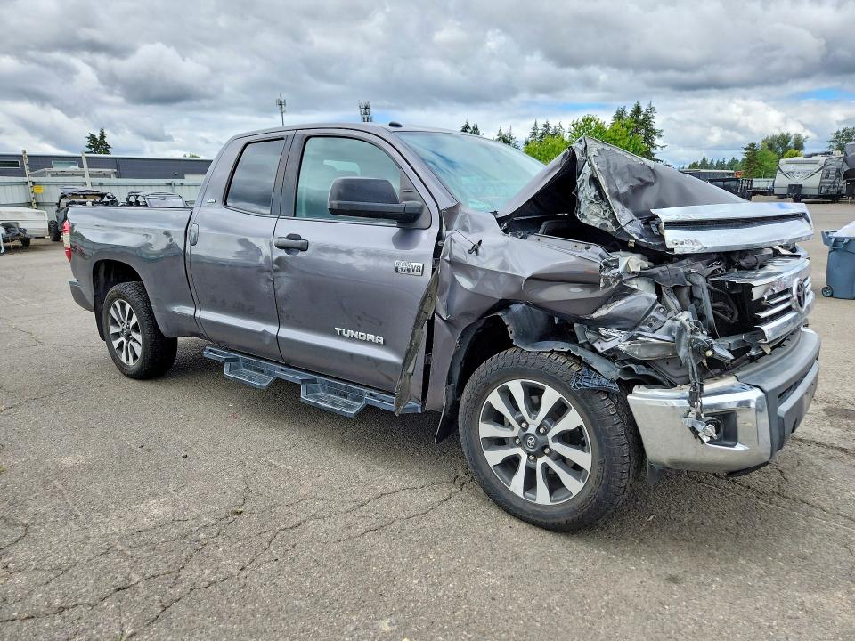 Photo 4 from auction – 2017 TOYOTA TUNDRA with VIN 5TFRY5F18HX217070