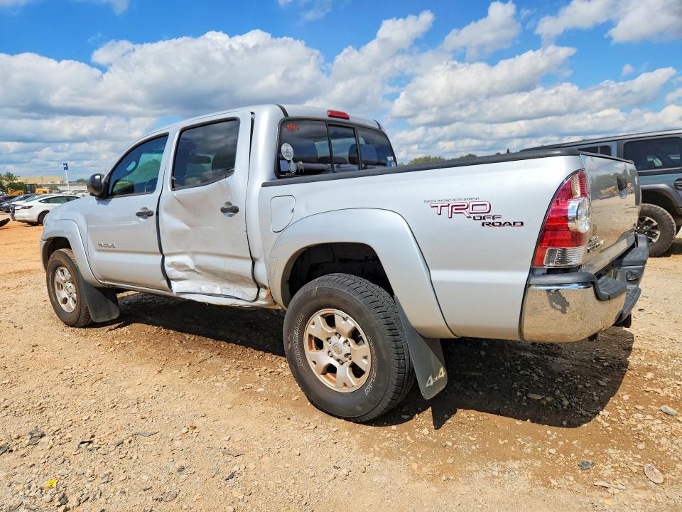 Photo 2 from auction – 2011 TOYOTA TACOMA with VIN 3TMLU4EN5BM057646