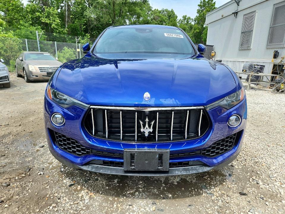 Photo 5 from auction – 2017 MASERATI LEVANTE with VIN ZN661XUA4HX214431
