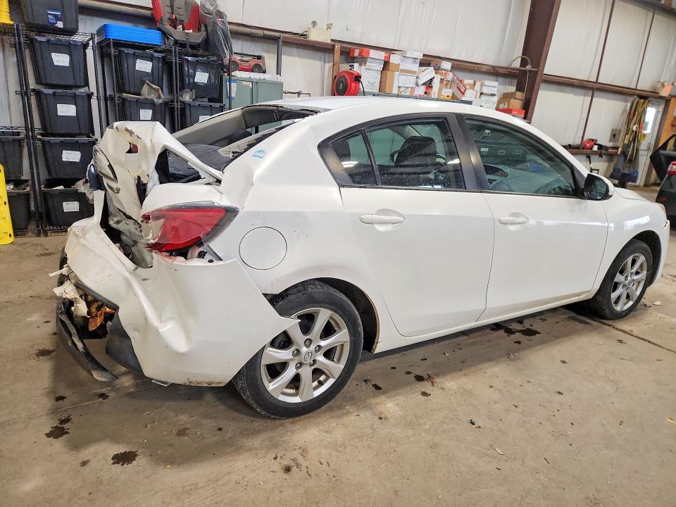 Photo 3 from auction – 2011 MAZDA 3 with VIN JM1BL1UF5B1394869