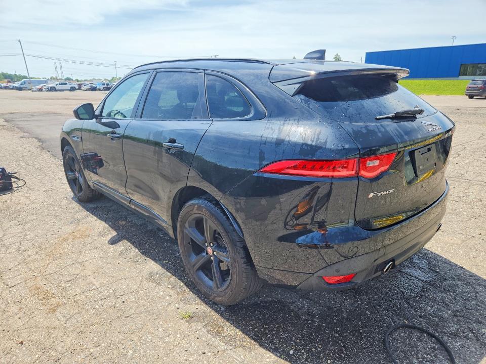 Photo 2 from auction – 2017 JAGUAR F-PACE with VIN SADCL2BV0HA495108
