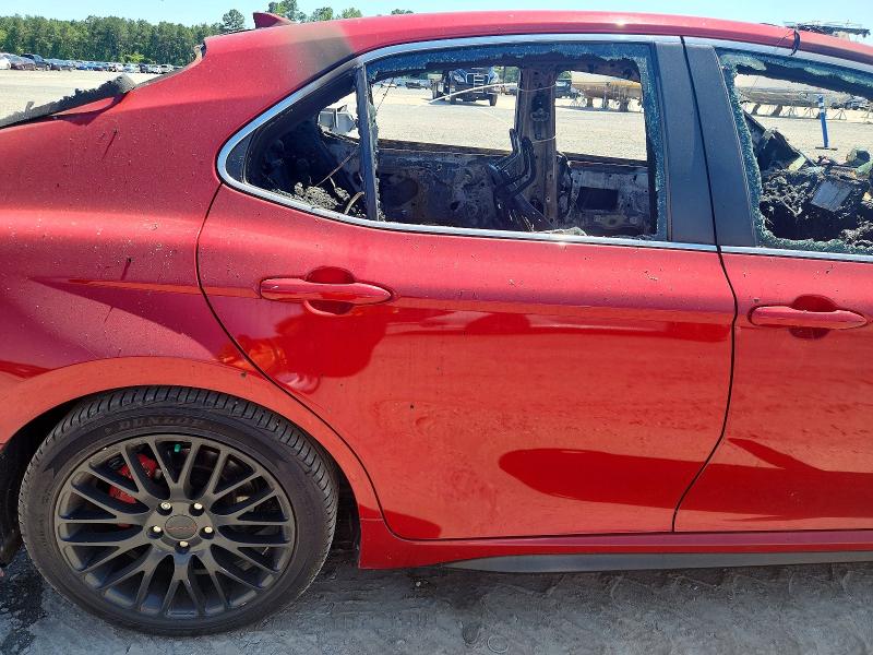 Снимка 10 от търг – 2021 TOYOTA CAMRY с VIN 4T1G11AK7MU474524