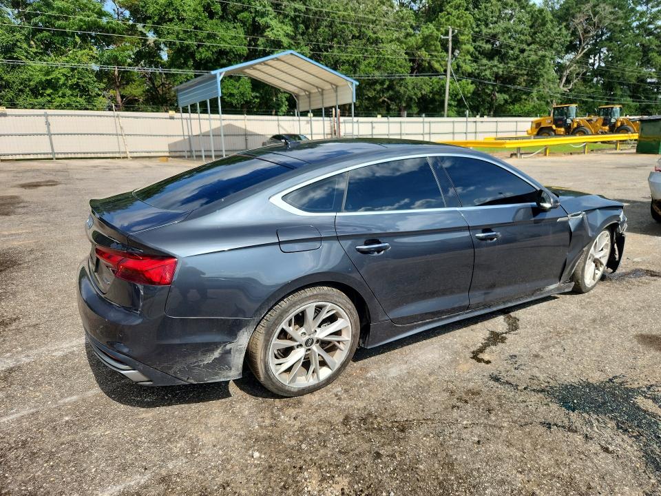 Photo 3 from auction – 2021 AUDI A5 with VIN WAUCBCF51MA062290