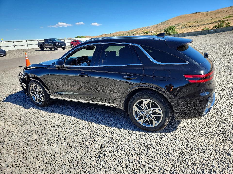 Photo 2 from auction – 2025 GENESIS GV70 with VIN 5NMMADTB2SH029957