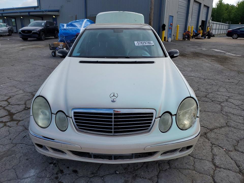 Zdjęcie 5 z aukcji – 2004 MERCEDES-BENZ E z VIN WDBUF70J94A462220