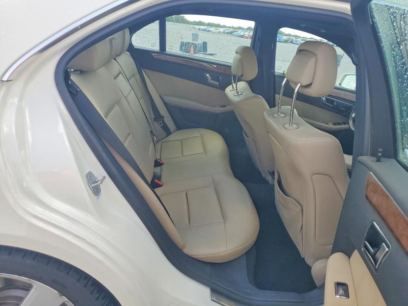 Photo 10 from auction – 2010 MERCEDES-BENZ E with VIN WDDHF5GB9AA181803