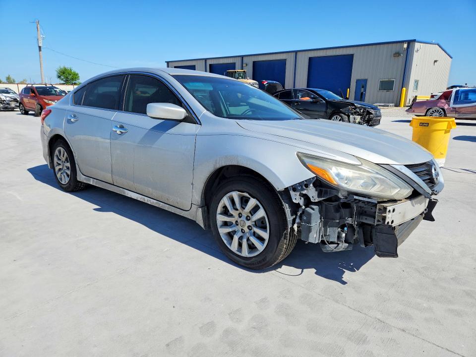 Photo 4 from auction – 2017 NISSAN ALTIMA with VIN 1N4AL3AP5HN308567