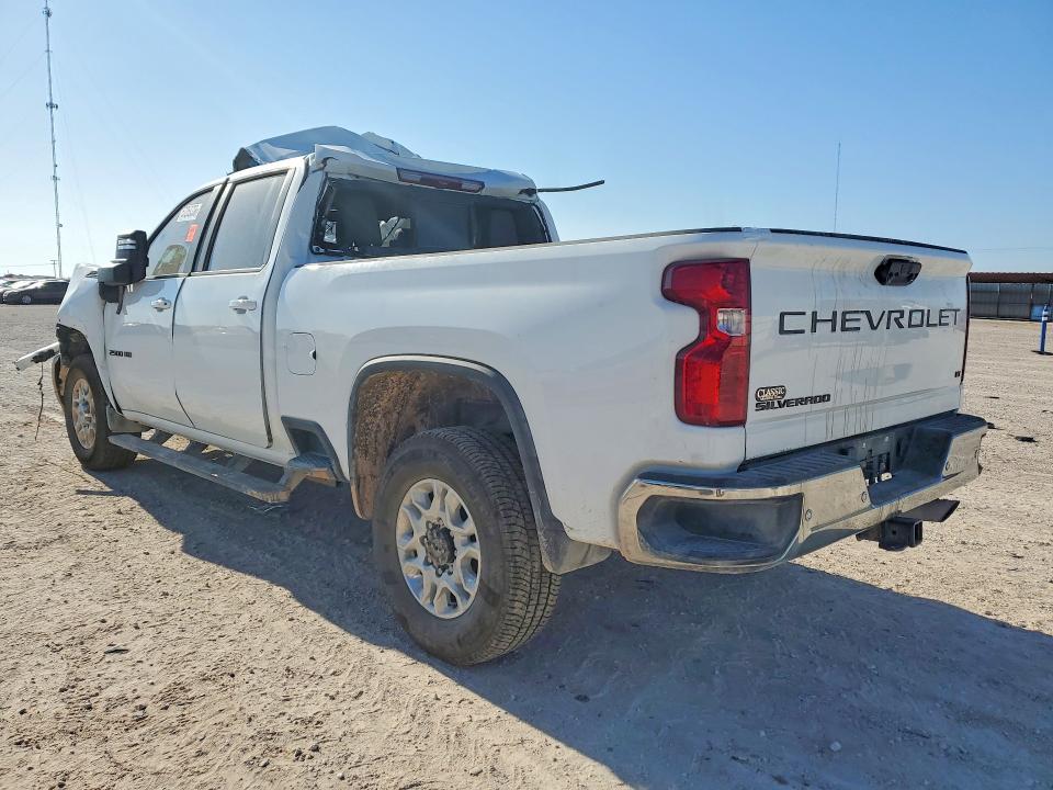 Photo 2 from auction – 2026 CHEVROLET SILVERADO with VIN 2GC4KNE74T1163189