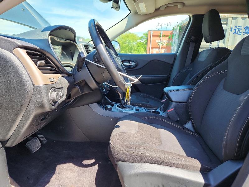 Photo 7 from auction – 2017 JEEP CHEROKEE with VIN 1C4PJMCB3HW582278