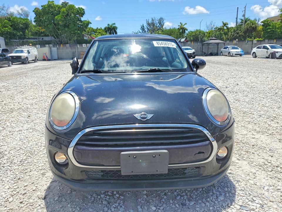 Photo 5 from auction – 2016 MINI COOPER with VIN WMWXP5C52G2D15900