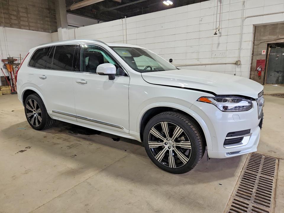 Photo 4 from auction – 2022 VOLVO XC90 with VIN YV4A221L4N1833169
