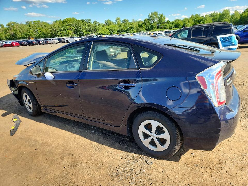 Photo 2 from auction – 2014 TOYOTA PRIUS with VIN JTDKN3DUXE1784827