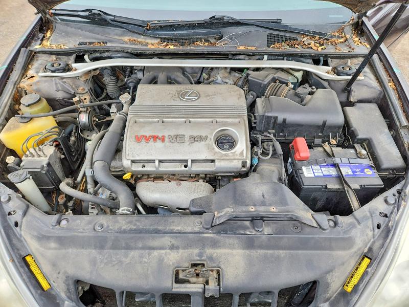 Photo 11 from auction – 2002 LEXUS ES with VIN JTHBF30G225015237