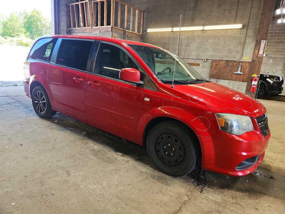Photo 4 from auction – 2014 DODGE GRAND CARAVAN with VIN 2C4RDGBG7ER424416