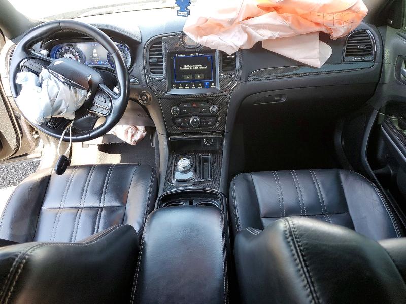Photo 8 from auction – 2019 CHRYSLER 300 with VIN 2C3CCABGXKH559384