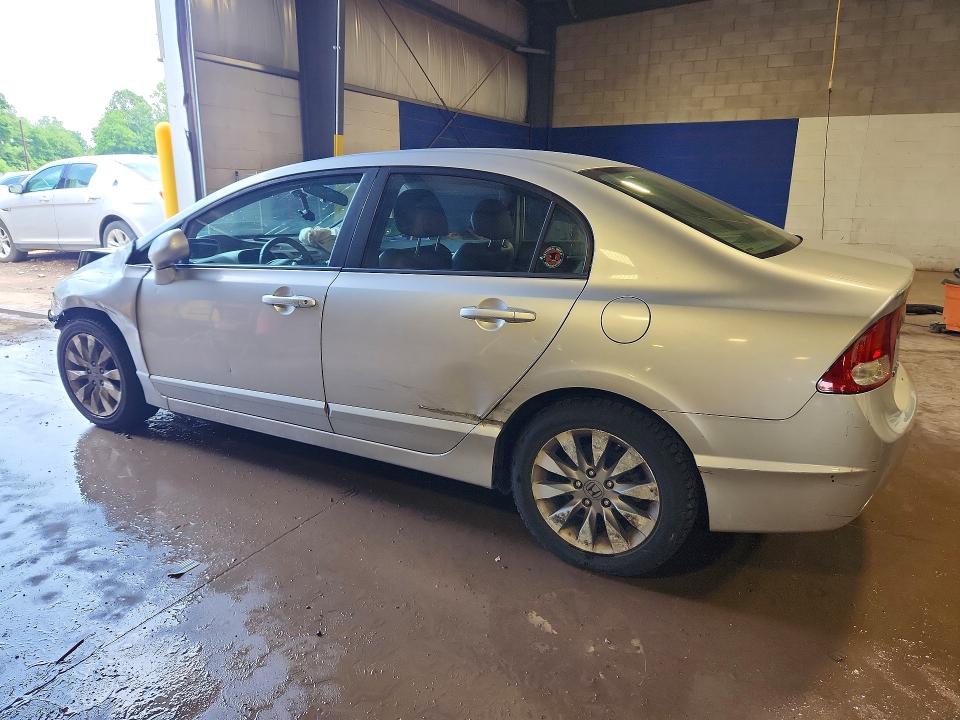 Photo 2 from auction – 2010 HONDA CIVIC with VIN 19XFA1F90AE039070