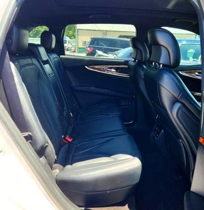 Photo 10 from auction – 2019 LINCOLN NAUTILUS with VIN 2LMPJ8L92KBL25447