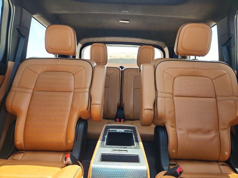 Photo 10 from auction – 2020 LINCOLN AVIATOR with VIN 5LM5J9XC4LGL29067