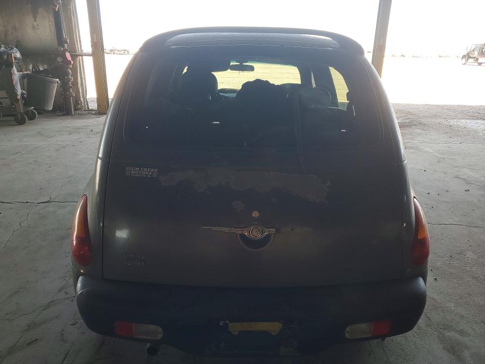 Photo 6 from auction – 2002 CHRYSLER PT CRUISER with VIN 3C8FY68BX2T230838