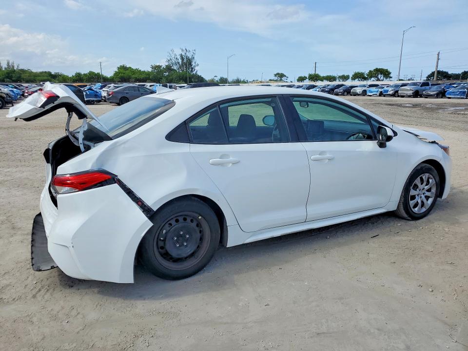 Photo 3 from auction – 2024 TOYOTA COROLLA with VIN 5YFB4MDE1RP194812