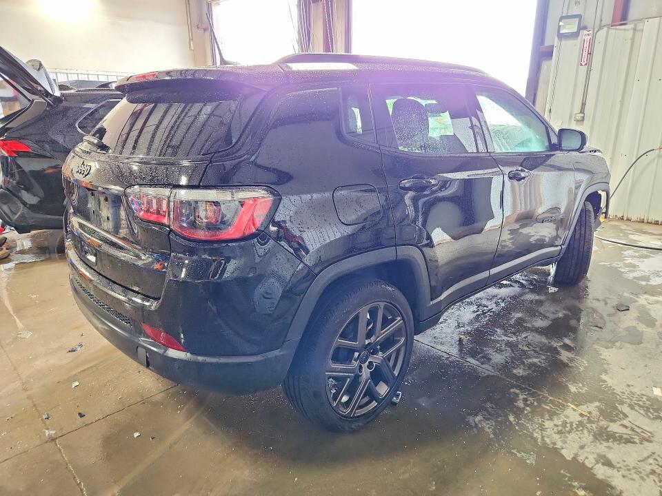 Photo 3 from auction – 2026 JEEP COMPASS with VIN 3C4NJDCN3TT164562