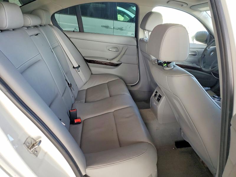 Zdjęcie 10 z aukcji – 2011 BMW 328 z VIN WBAPH5G59BNN59412