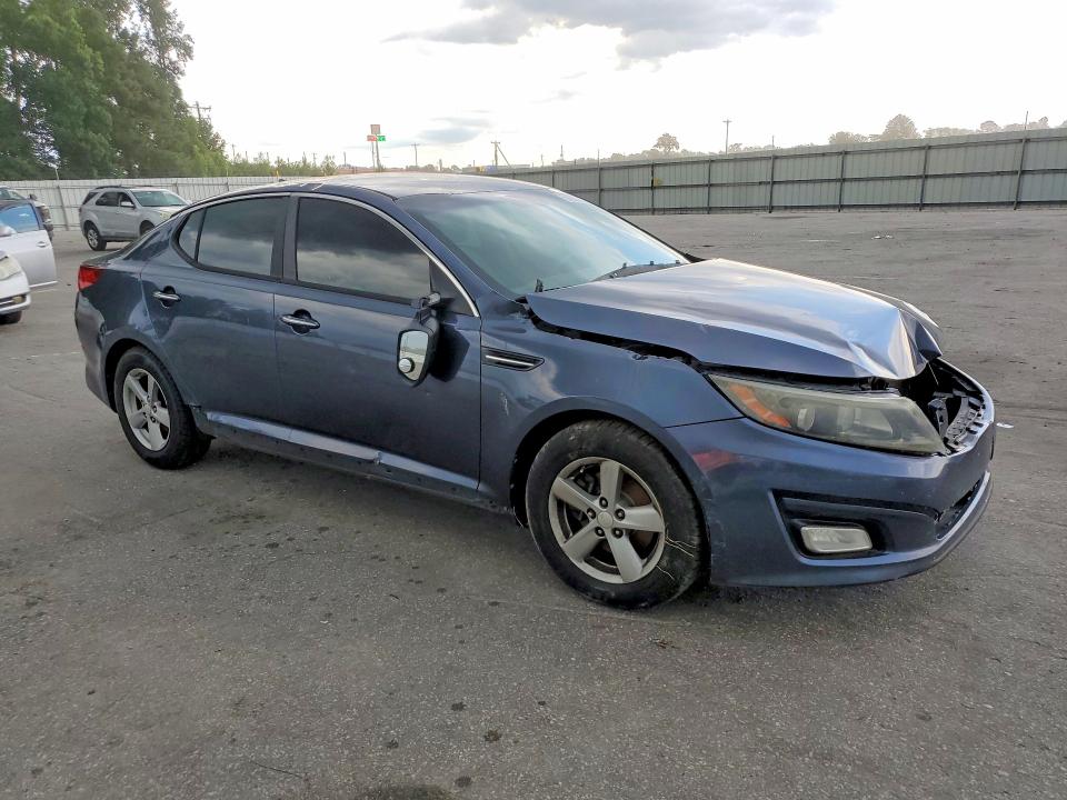 Photo 4 from auction – 2015 KIA OPTIMA with VIN 5XXGM4A72FG366331