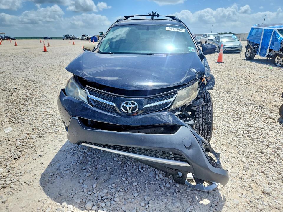 Photo 5 from auction – 2015 TOYOTA RAV4 with VIN 2T3WFREV2FW213358