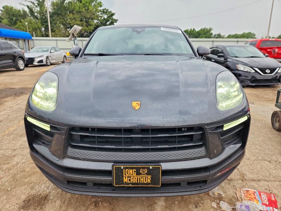 Photo 5 from auction – 2022 PORSCHE MACAN with VIN WP1AA2A5XNLB04958