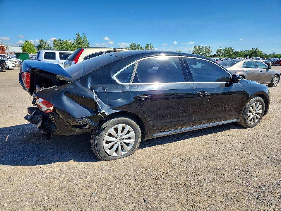 Photo 3 from auction – 2015 VOLKSWAGEN PASSAT with VIN 1VWAS7A35FC112846